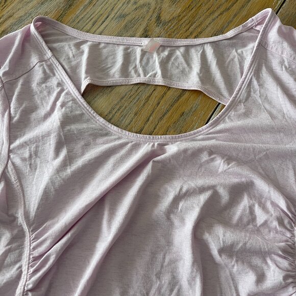 FREE PEOPLE light pink cut out back, thumb holes, ruched sides/exc cond/XL - Picture 3 of 6